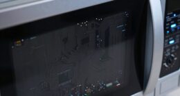 efficient microwave power conversion